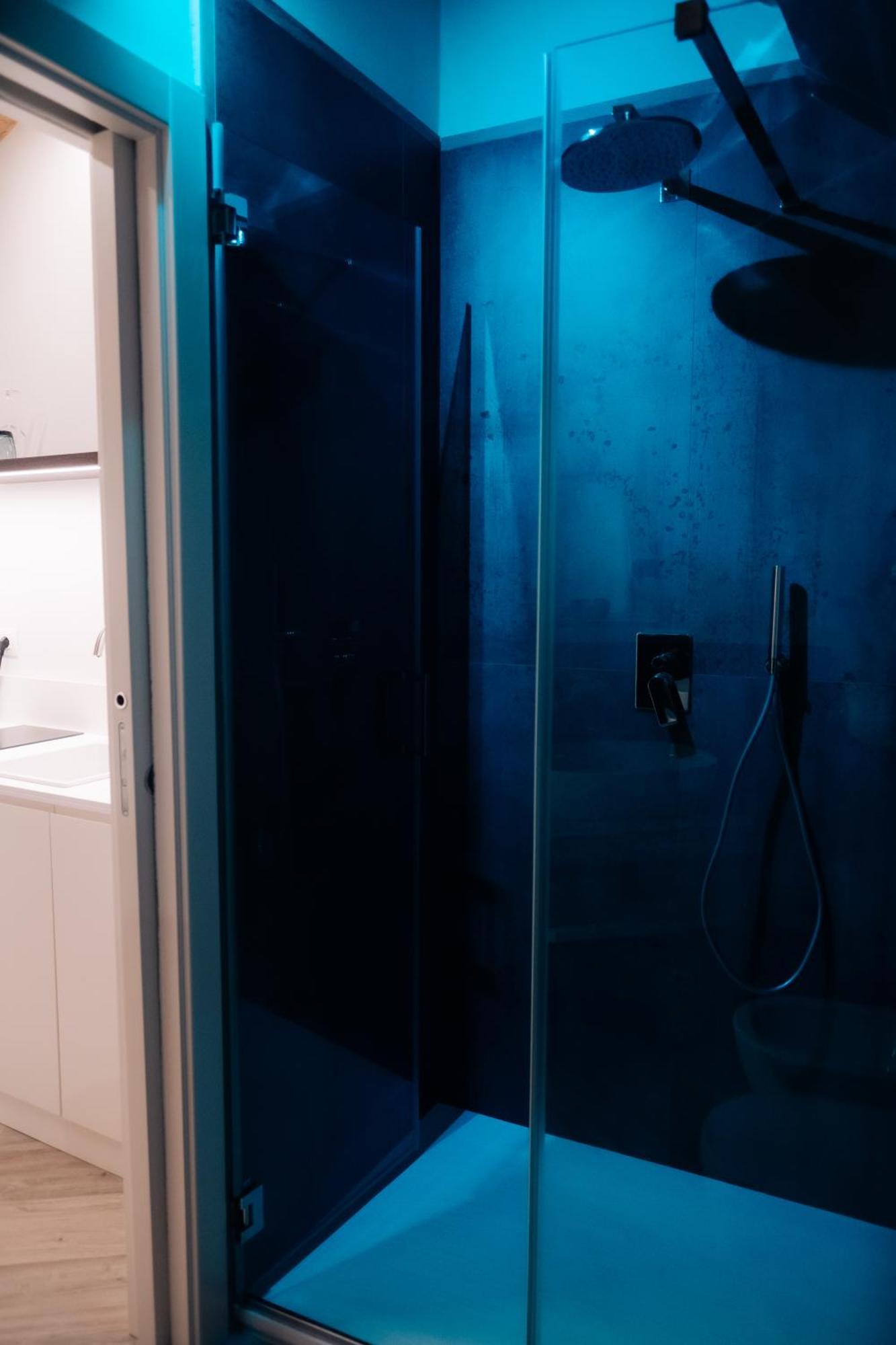 בארי Timeless Apulian Luxury Suite מראה חיצוני תמונה