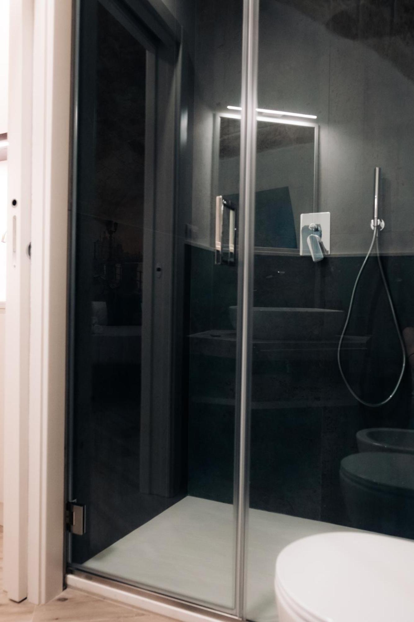 בארי Timeless Apulian Luxury Suite מראה חיצוני תמונה